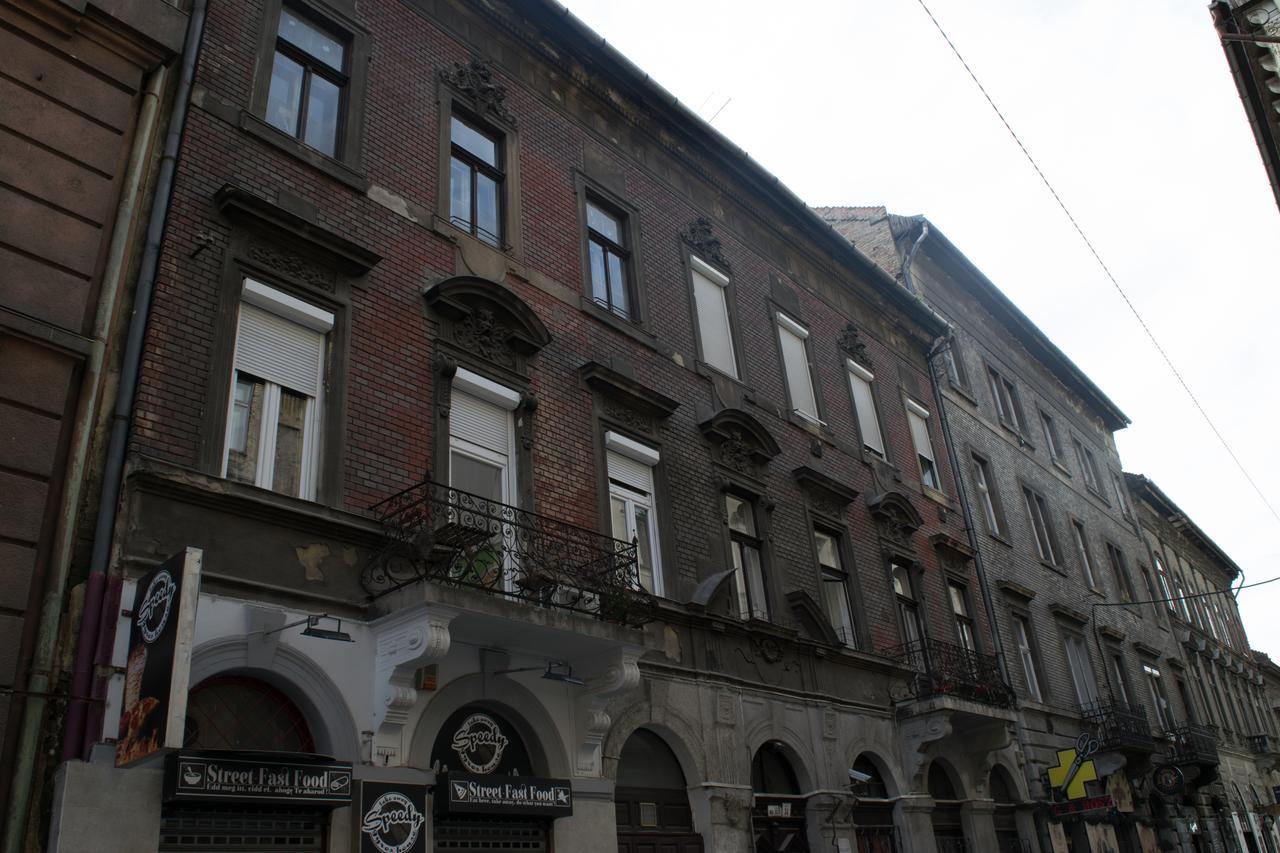 Akacfa 2 Bedroom Center Apartment Budapest Exterior photo